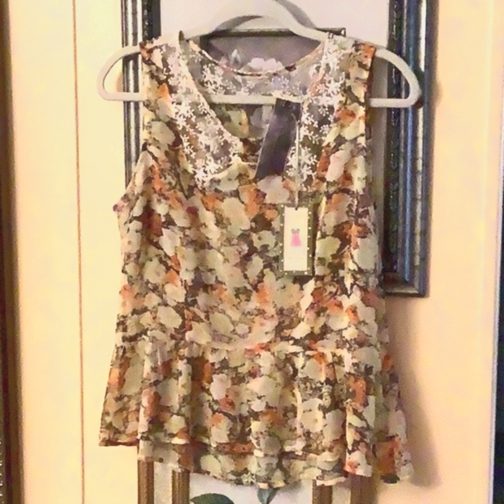 Alice Moon sheer summer top  NWT with sexy feminine lace size XL gold orange …